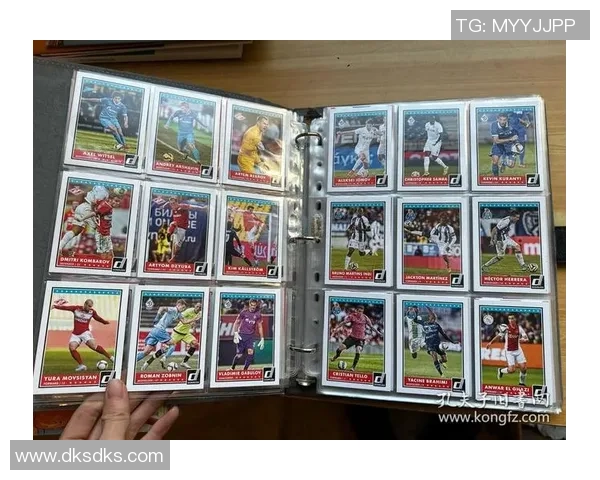 组队收集足球球星卡畅享竞技策略与球星养成乐趣